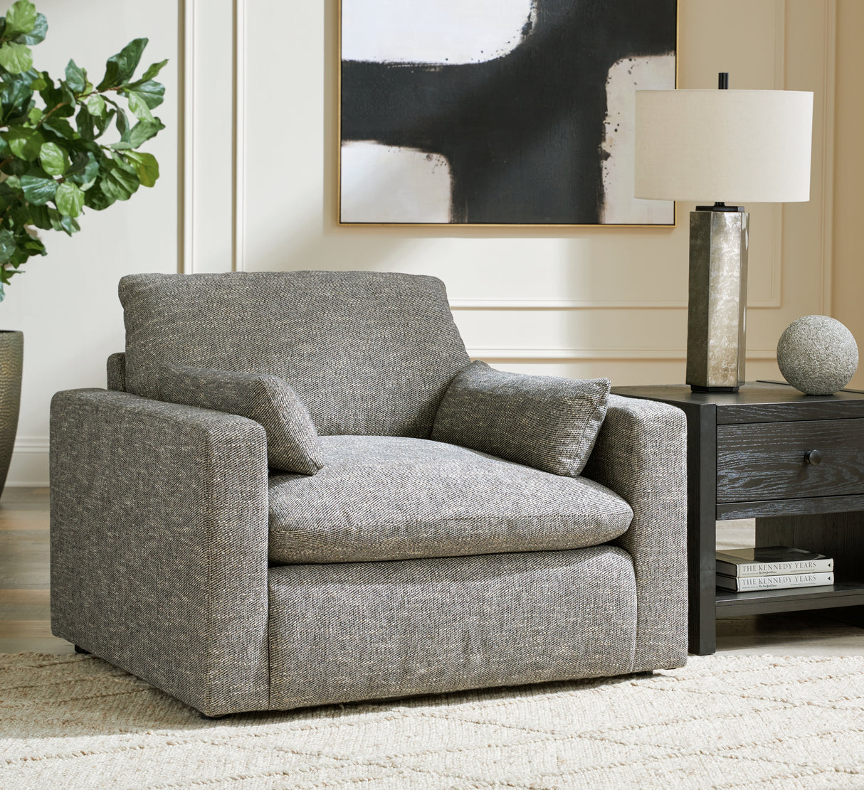 Dramatic 2-Piece Chair and Ottoman (Oversized Chair, Ottoman)