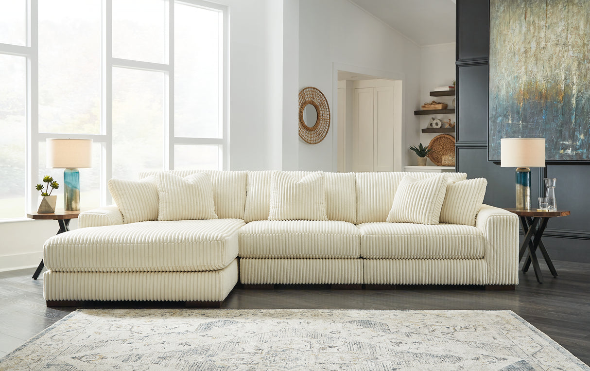 Lindyn 3-Piece Sectional with Chaise (Color: Ivory, Sectional Orientation: Left Arm Facing)