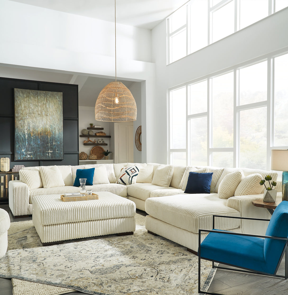 Lindyn 3-Piece Sectional with Ottoman (Right-Arm Facing Corner Chaise, Left-Arm Facing Corner Chair, Oversized Accent Ottoman)