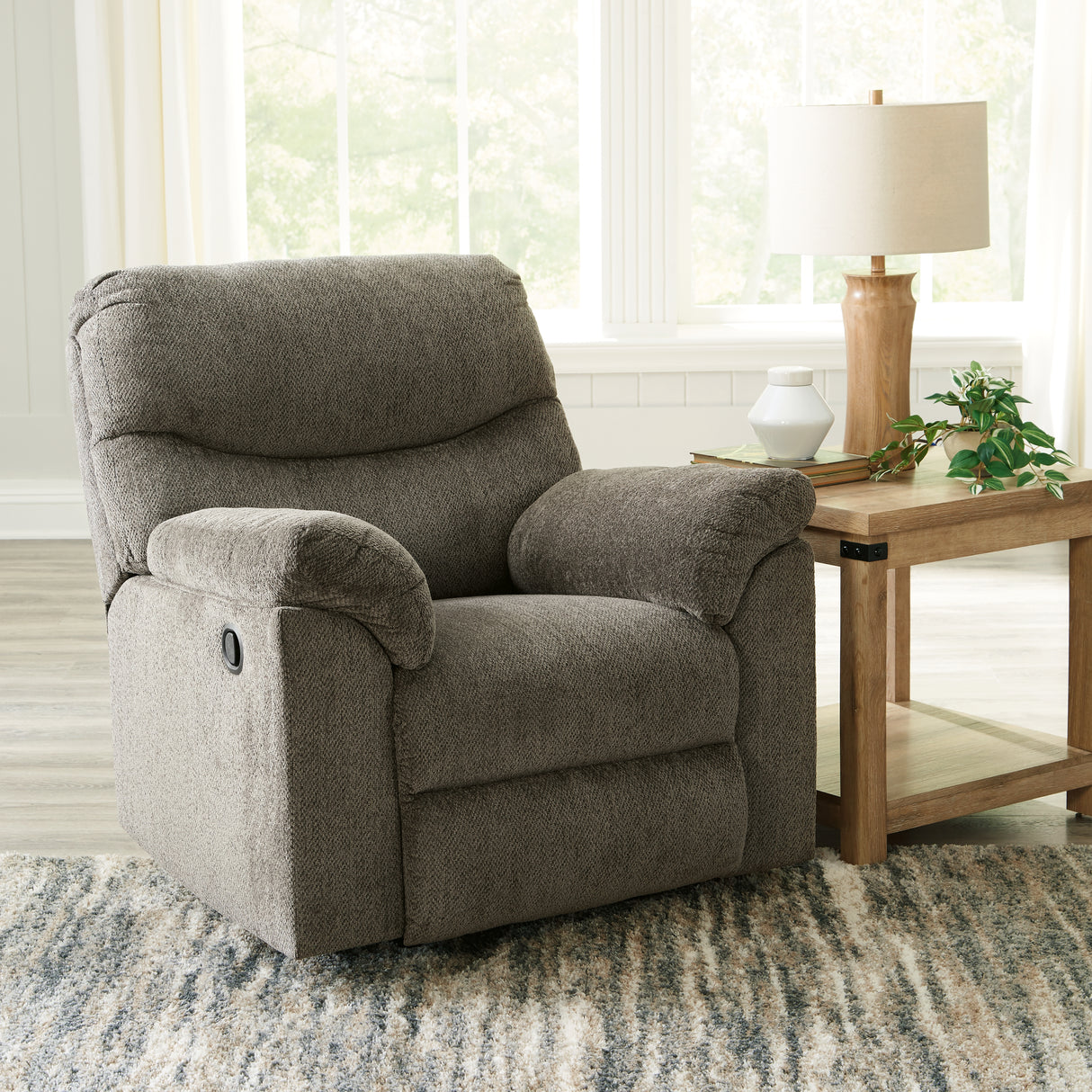 Alphons Recliner (Color: Putty)