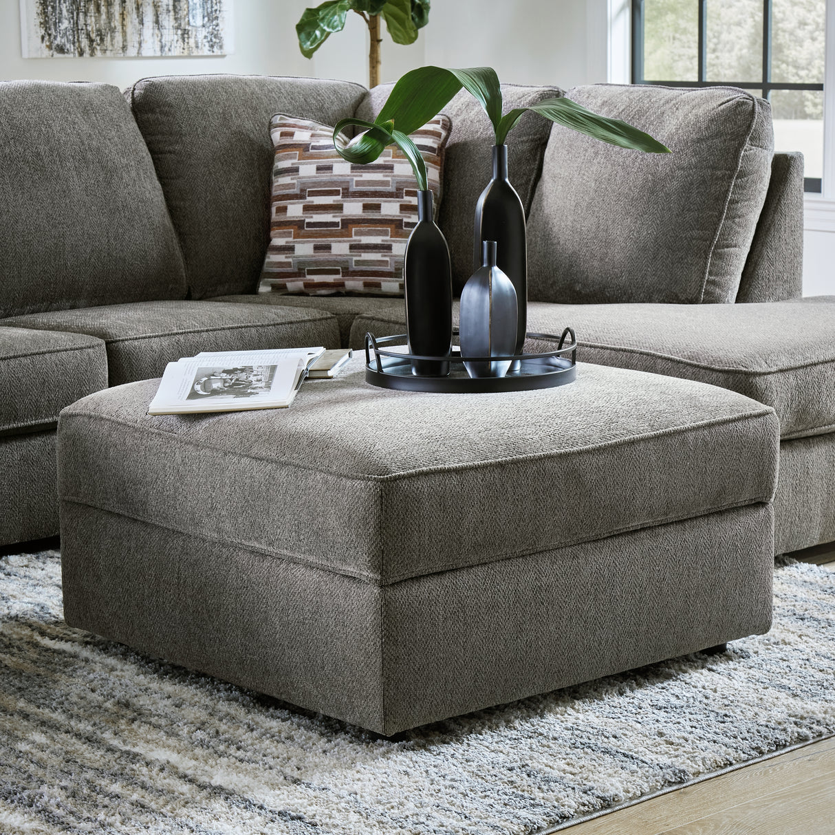 O'Phannon 3-Piece Sectional with Ottoman (Left-Arm Facing Sofa Chaise, Right-Arm Facing Corner Chaise, Ottoman With Storage)