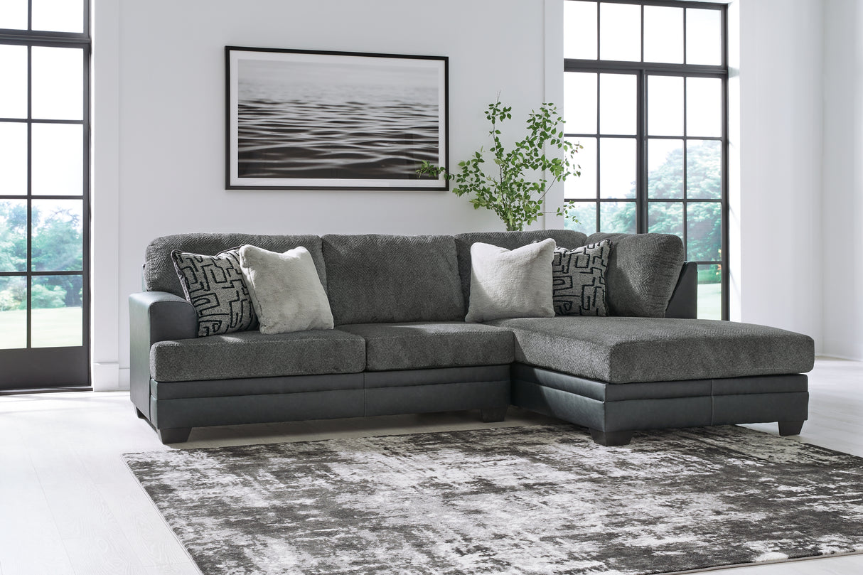 Brixley Pier 2-Piece Sectional with Chaise (Sectional Orientation: Right Arm Facing)