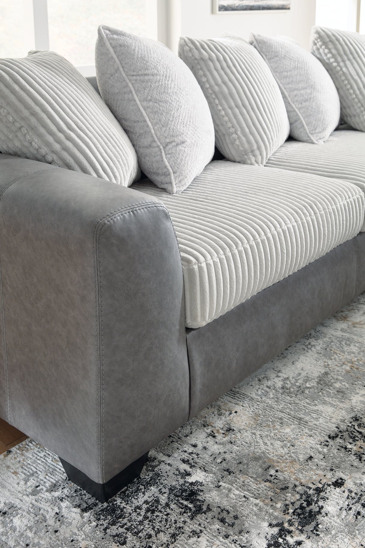 Clairette Court 2-Piece Sectional with Chaise (Sectional Orientation: Right Arm Facing)