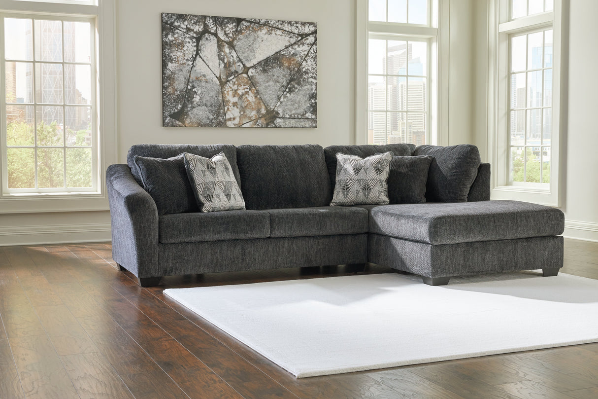 Biddeford 2-Piece Sectional with Chaise (Sectional Orientation: Right Arm Facing)