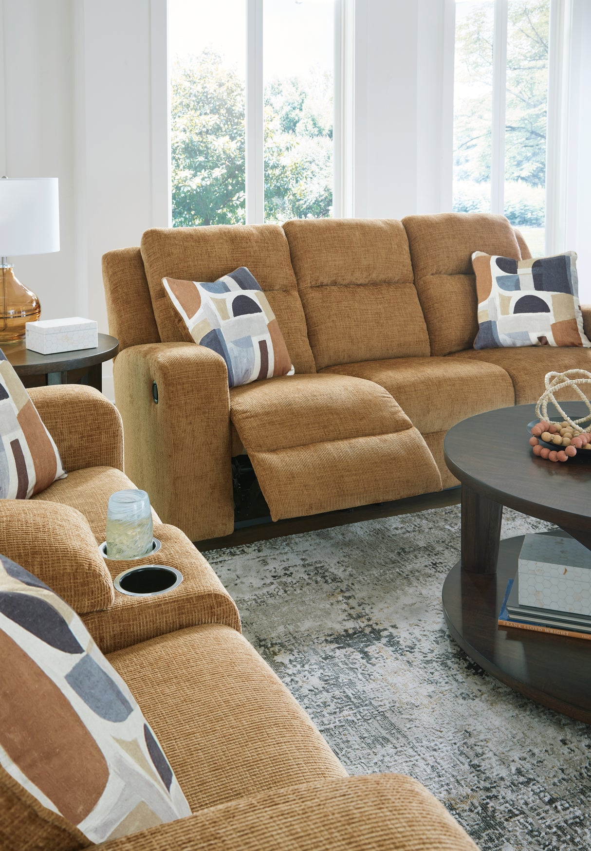 Kanlow 2-Piece Sofa and Loveseat (Reclining Sofa, Reclining Loveseat with Console)