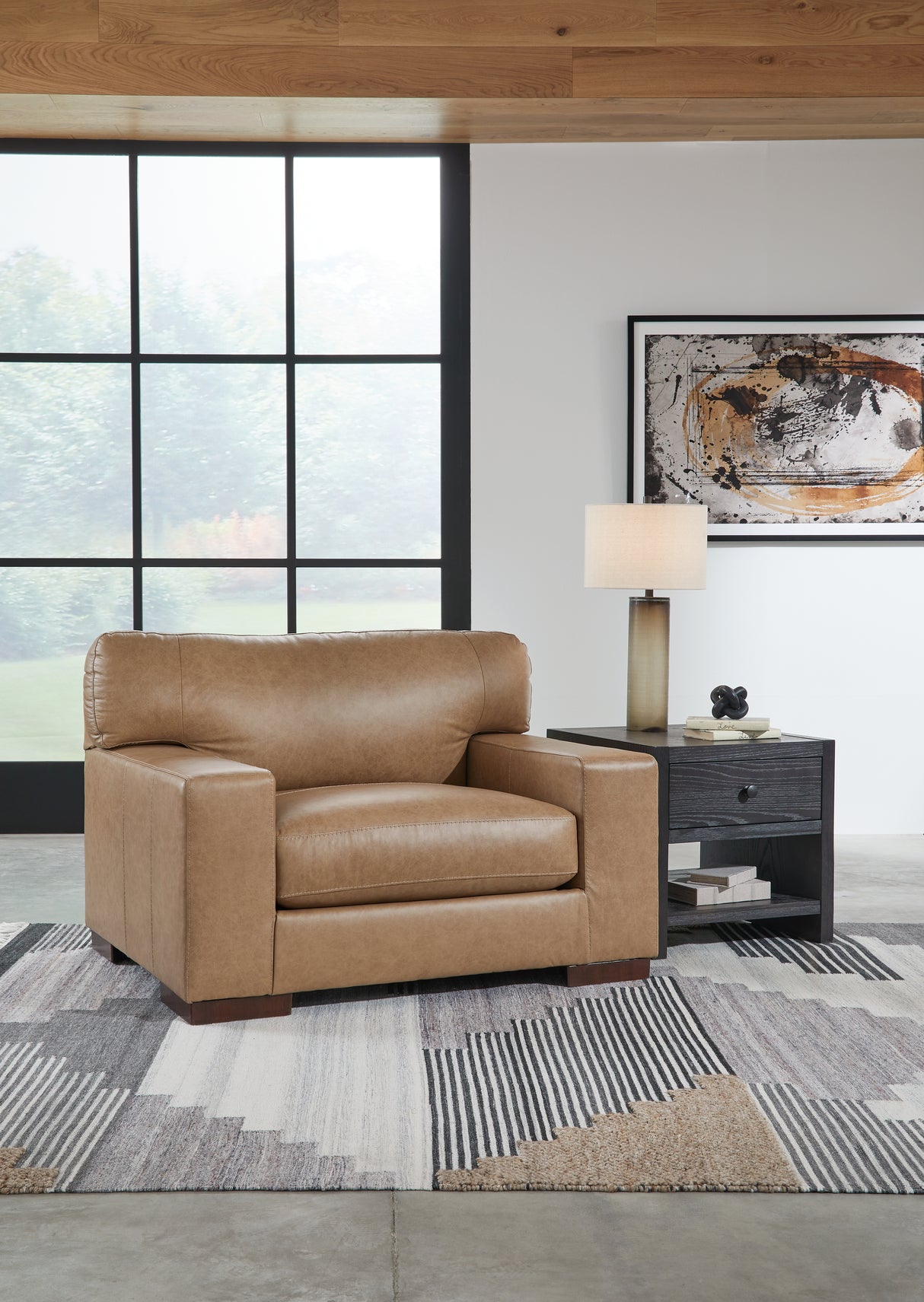 Lombardia Oversized Chair (Color: Tumbleweed)