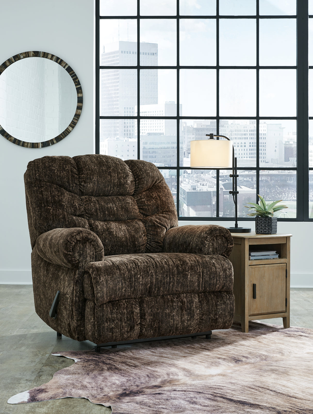 Movie Man Recliner (Color: Chocolate)