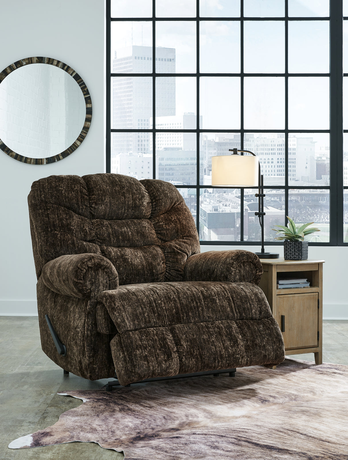 Movie Man Recliner (Color: Chocolate)
