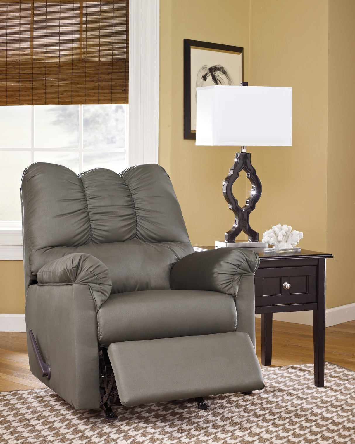 Darcy 3-Piece Sofa, Loveseat and Recliner (Recliner, Loveseat, Sofa)