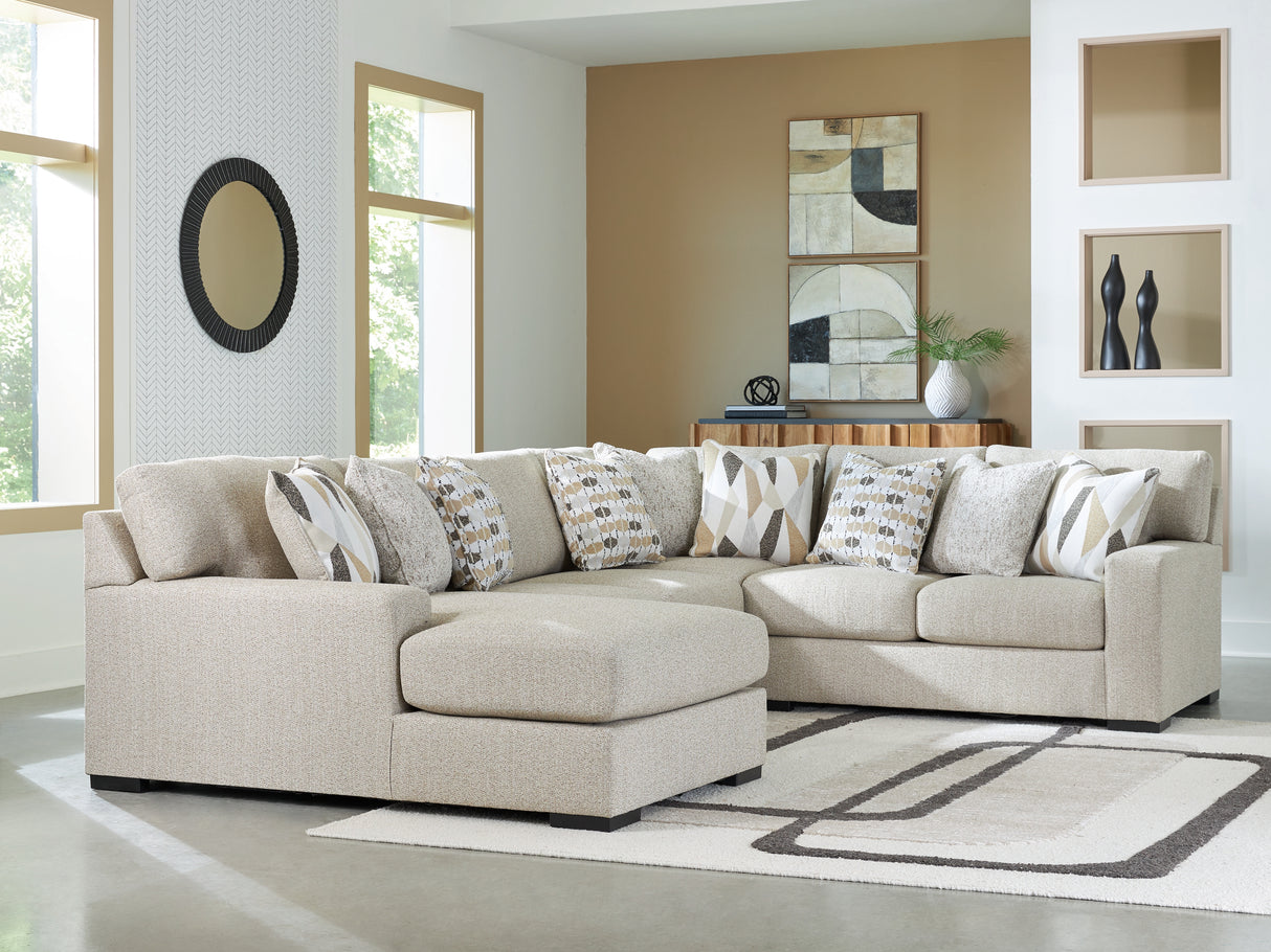Laurelgrove Sectional with Chaise (Configuration: 4-Piece (Left-Arm Facing Corner Chaise, Armless Loveseat, Right-Arm Facing Loveseat, Wedge))