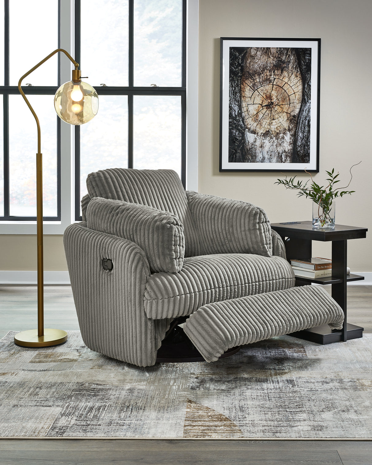 Tie-Breaker Swivel Glider Recliner (Color: Fog)