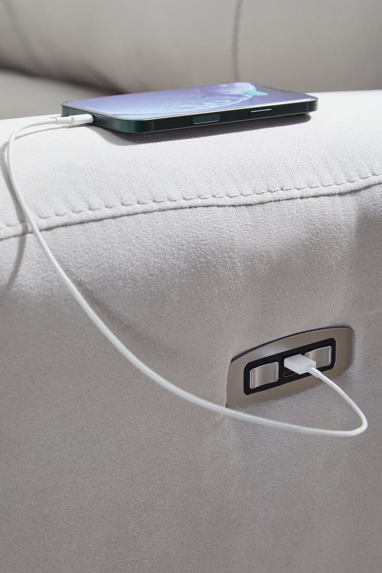 Social Pointe 3-Piece Power Reclining Sectional (Configuration: 5-Piece (Social Pointe Power Armless Recliner, Social Pointe Armless Chair, Social Pointe Left-Arm Facing Power Recliner, Social Pointe Right-Arm Facing Power Recliner, Social Pointe Wedge))