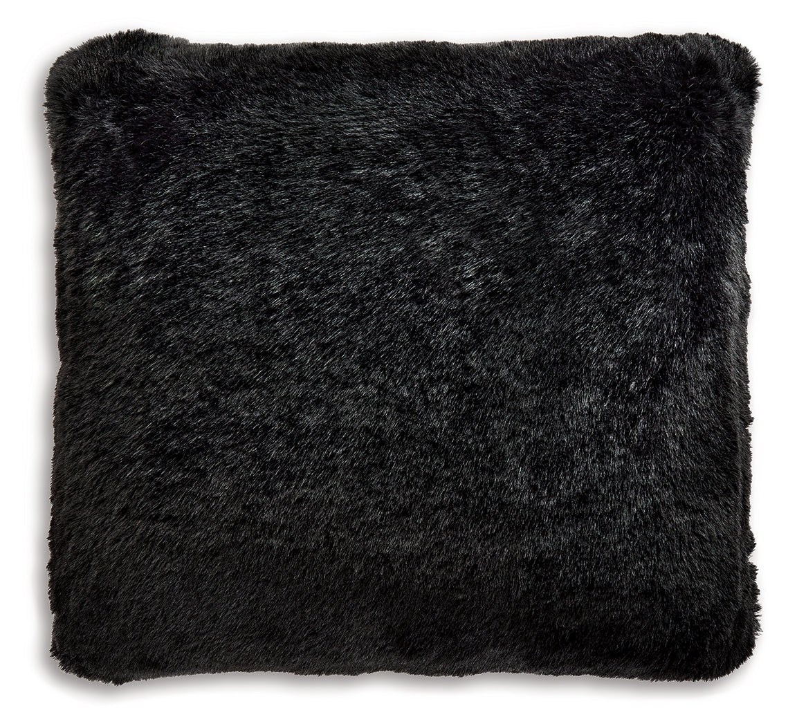 Gariland Pillow (Color: Black)