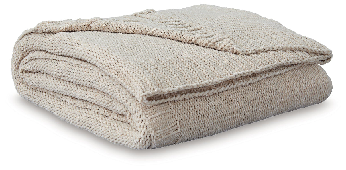 Anawood Throw (Color: Oatmeal)