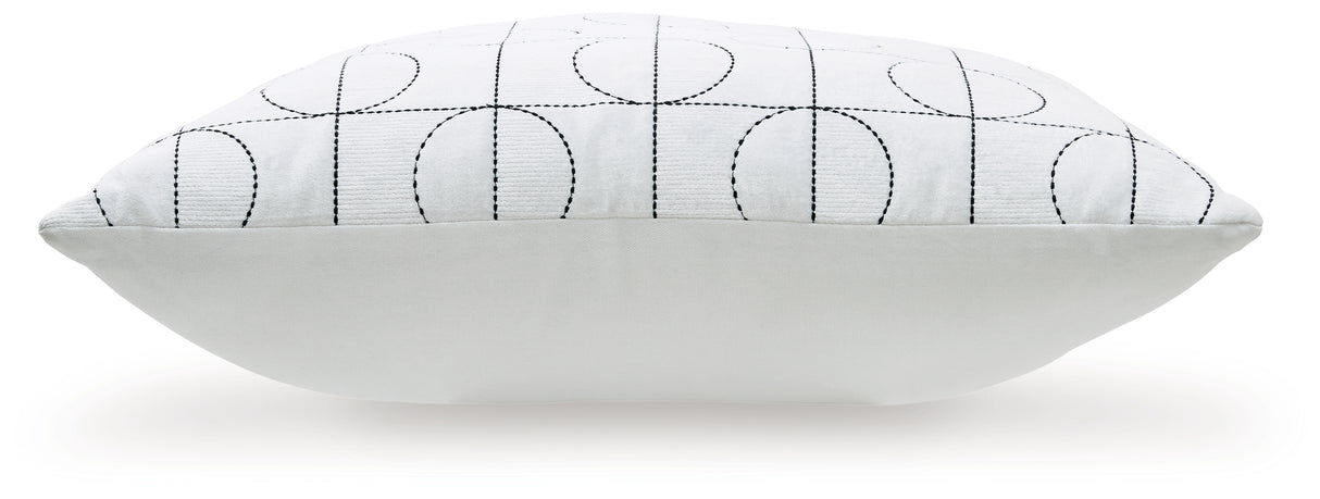 Kydner Pillow (Set of 4)
