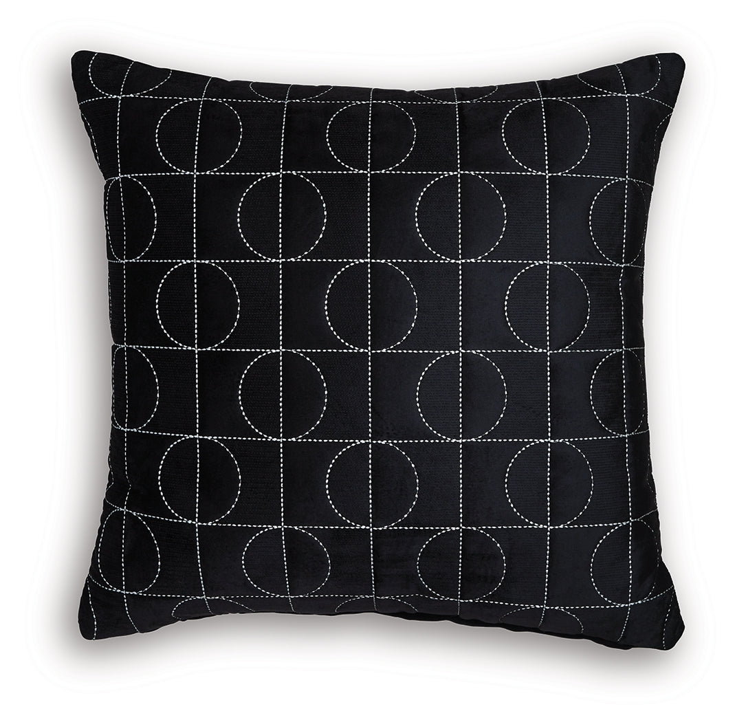 Kydner Pillow (Set of 4)