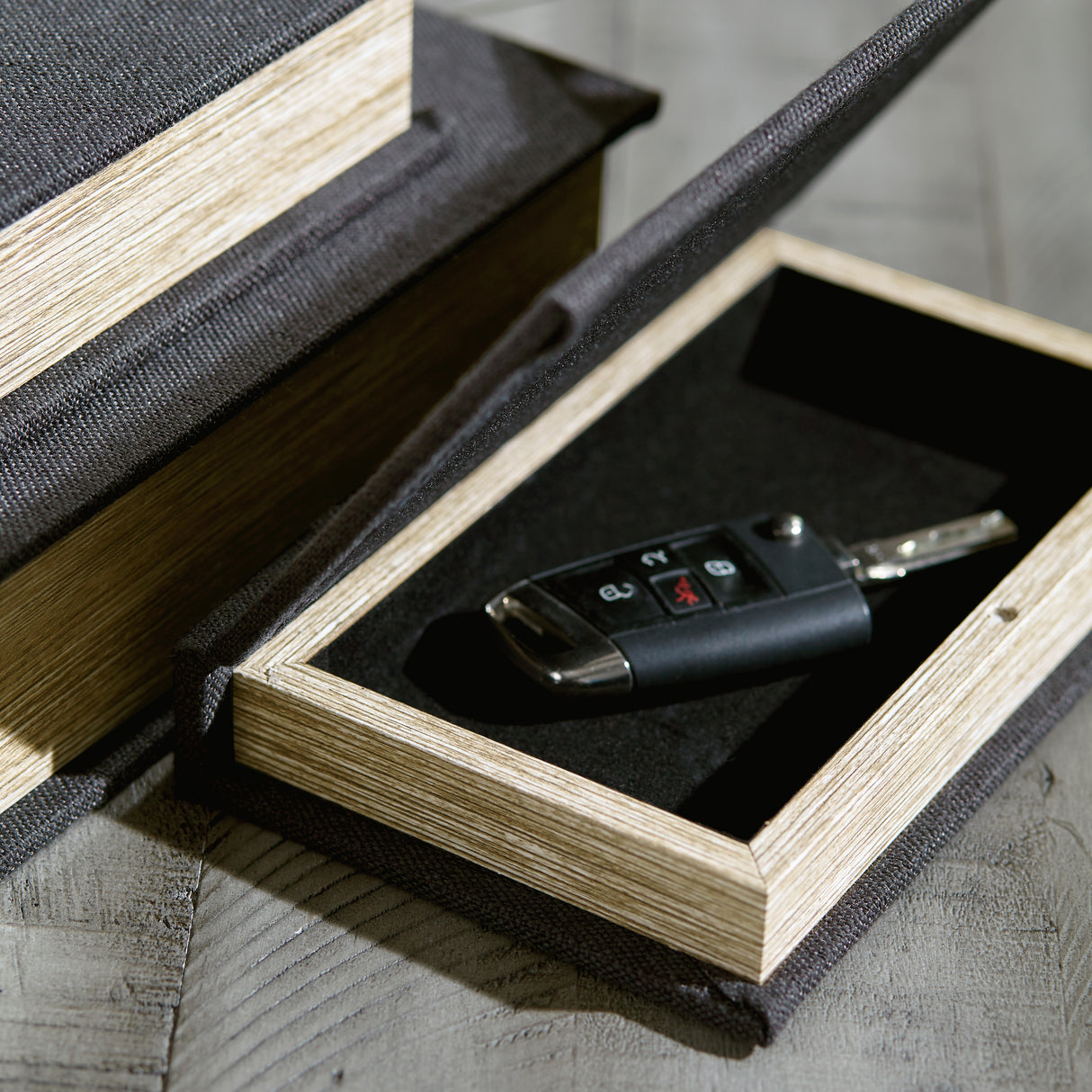 Jolina Box (Set of 3) (Variation Color: Black)