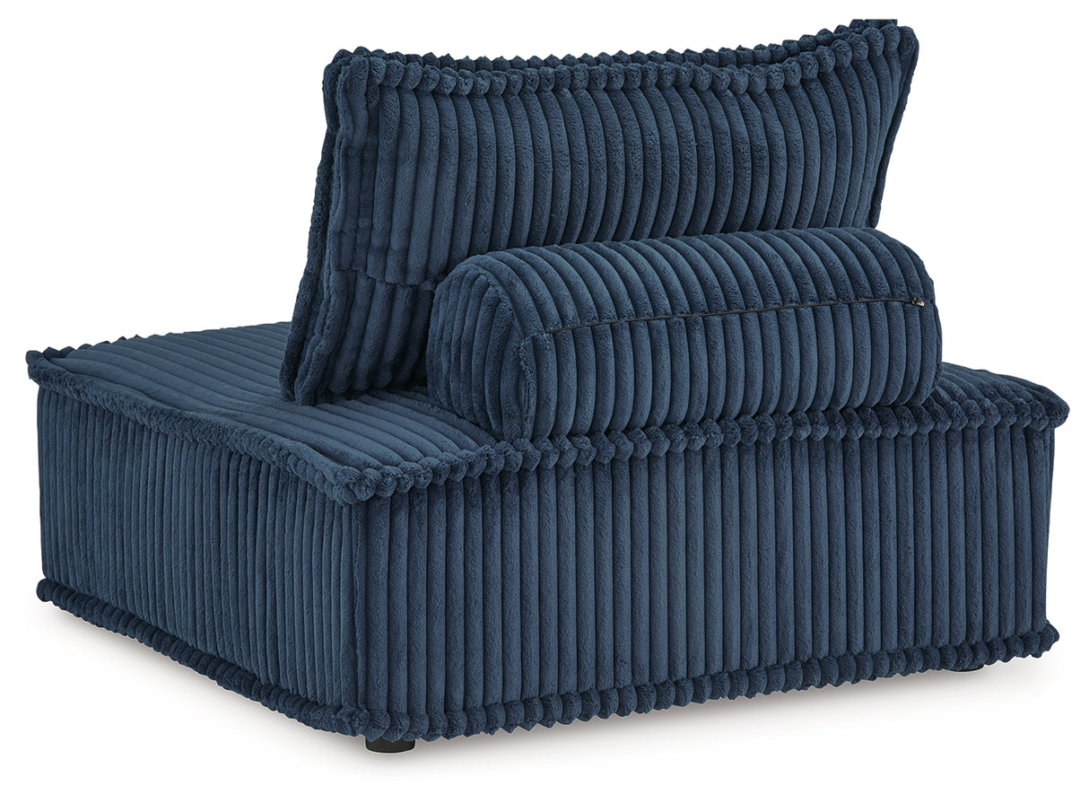 Bales Accent Chair (Color: Navy)