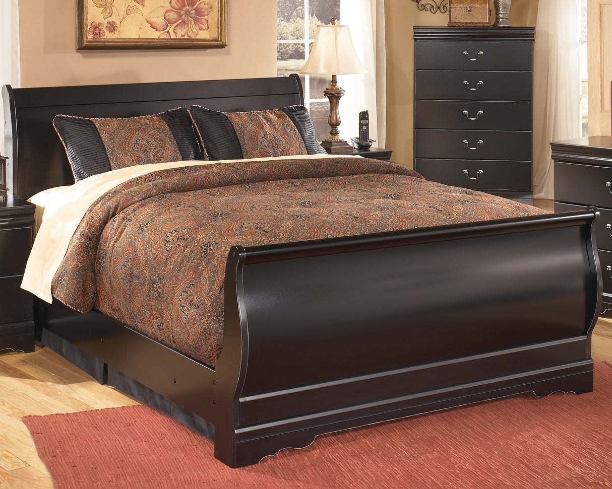 Huey Vineyard Queen Sleigh Bed (Bed Size: Full)