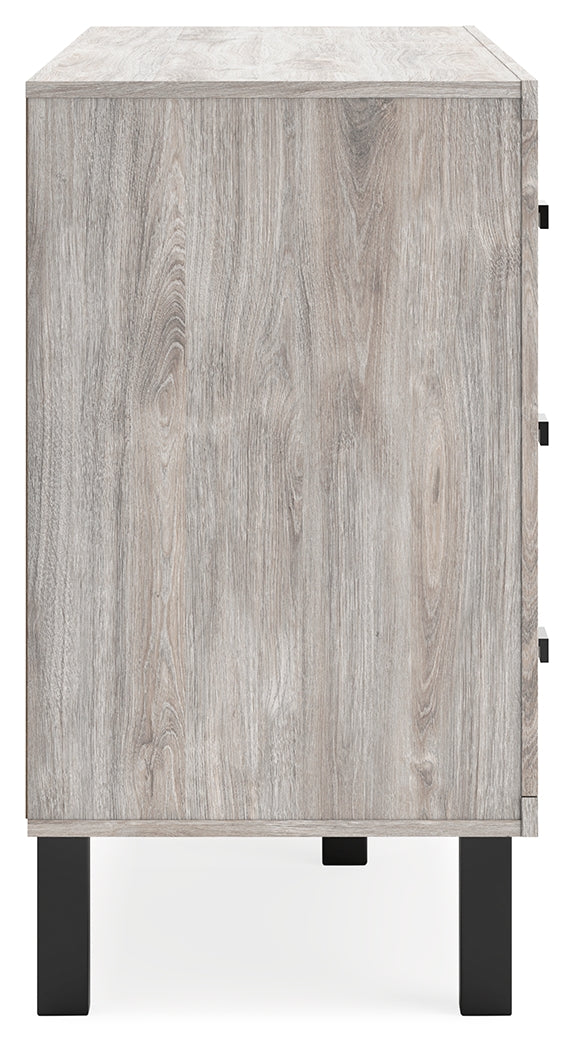 Vessalli 7-Piece Queen Platform Bed with Dresser (Headboard Extension (Set of 2), Queen Panel Footboard, Queen Panel Headboard, Nightstand, Nightstand, Queen Panel Rails, Dresser)