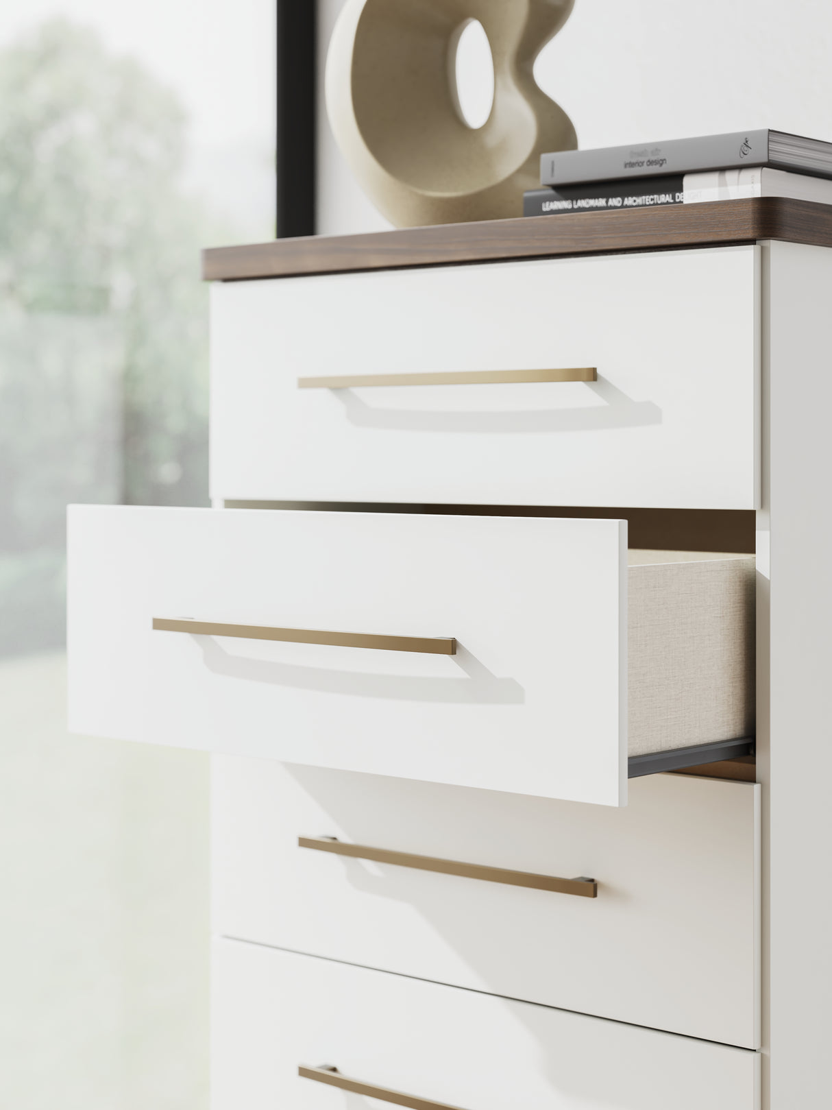 Kendanport Chest of Drawers