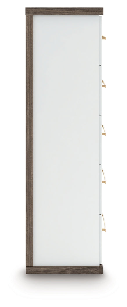 Kendanport Chest of Drawers