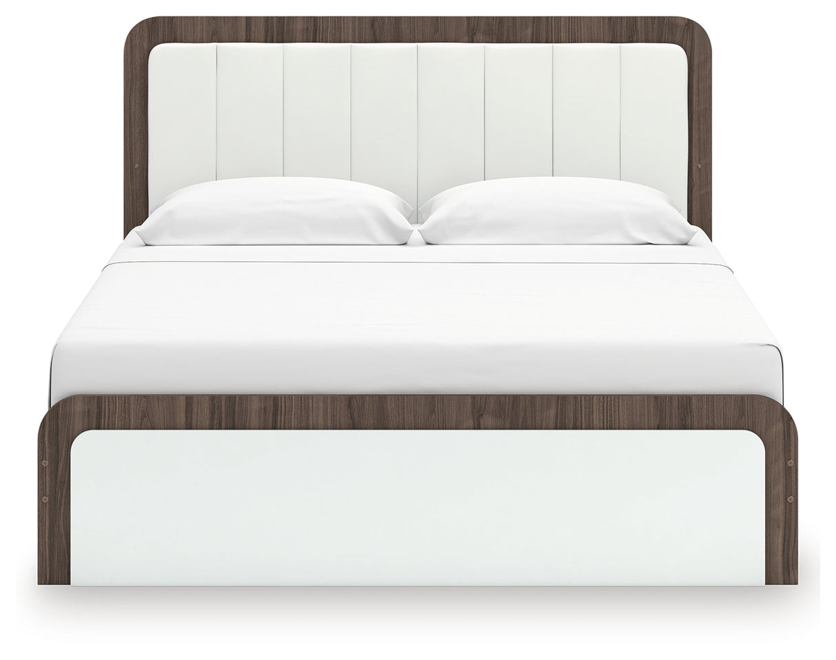 Kendanport King Upholstered Bed (Bed Size: King)