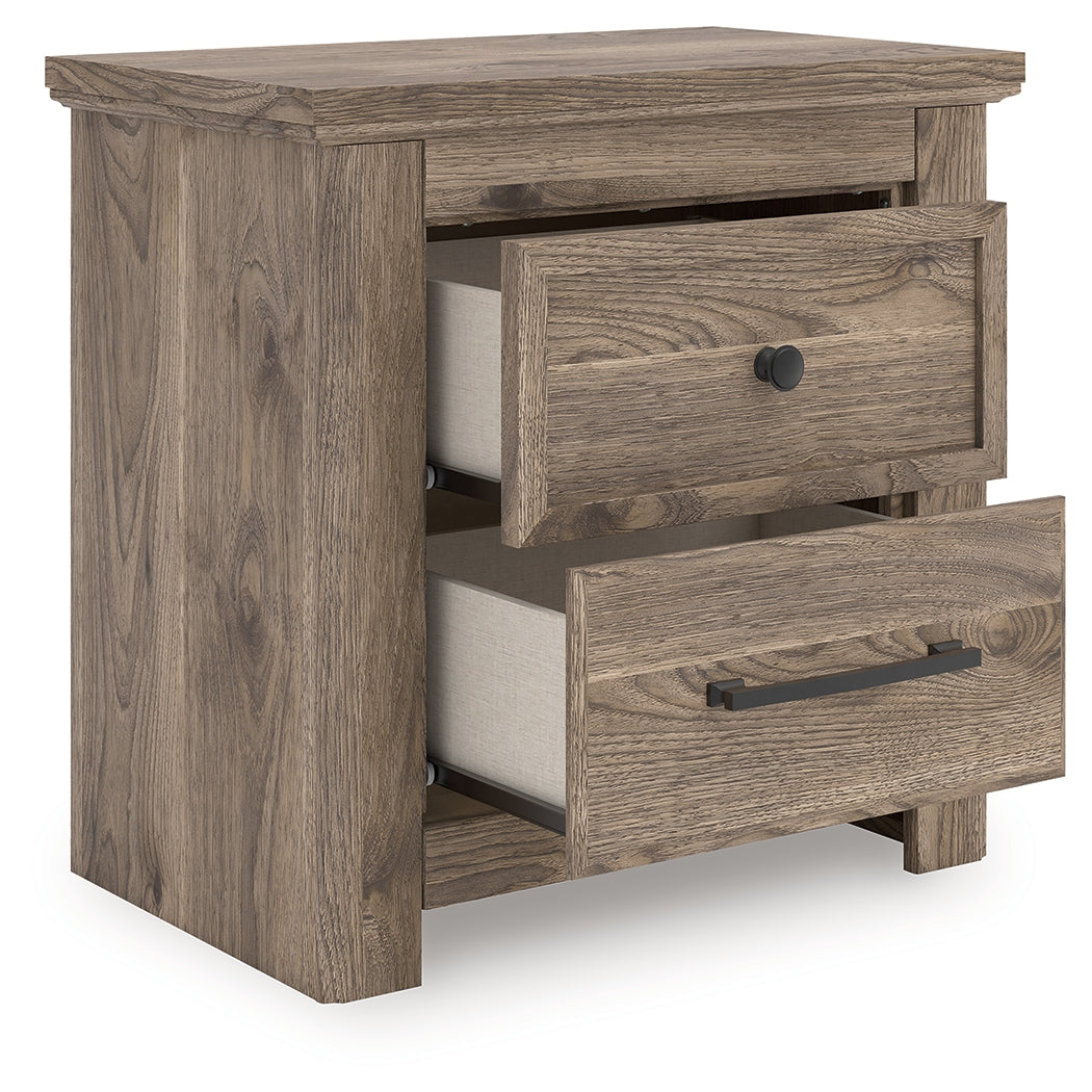 Rusticott Queen Poster Bed, Dresser and Nightstand (Bed Size: Queen)