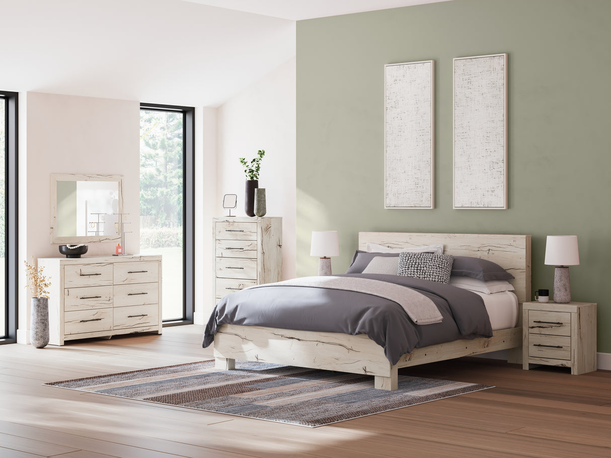 Lawroy Queen Panel Bed (Bed Size: King)