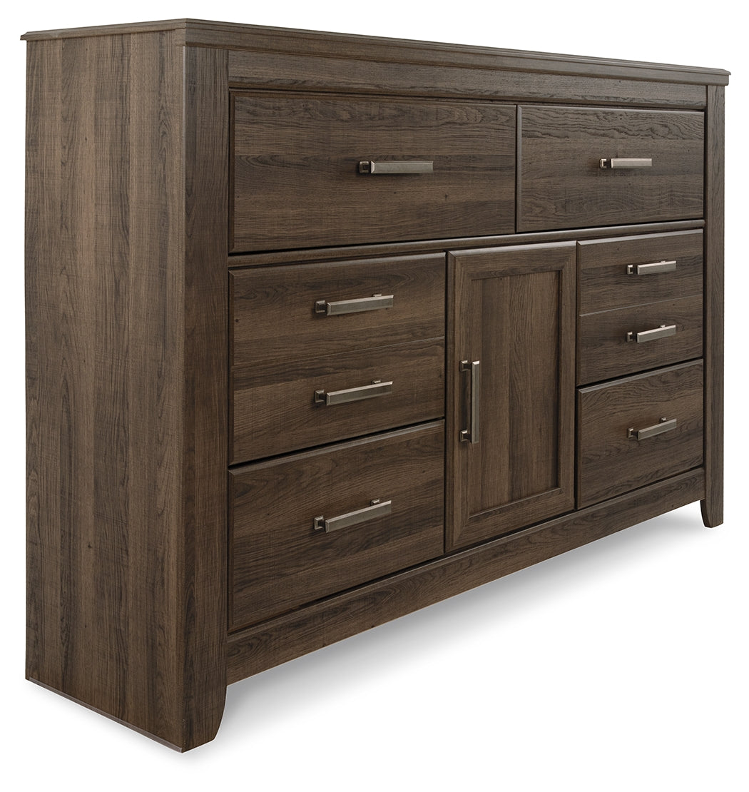 Juararo King Panel Bed, Dresser, Chest and 2 Nightstands