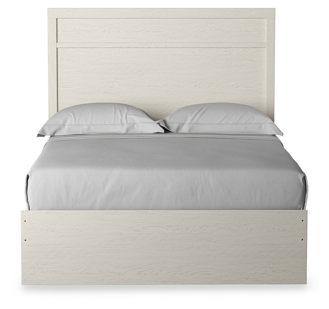 Stelsie Full Panel Bed, Dresser, Mirror and Nightstand (Bed Size: Full)