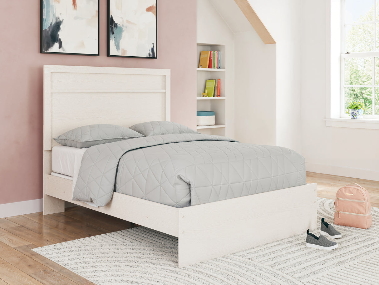 Stelsie Queen Panel Bed (Bed Size: Full)