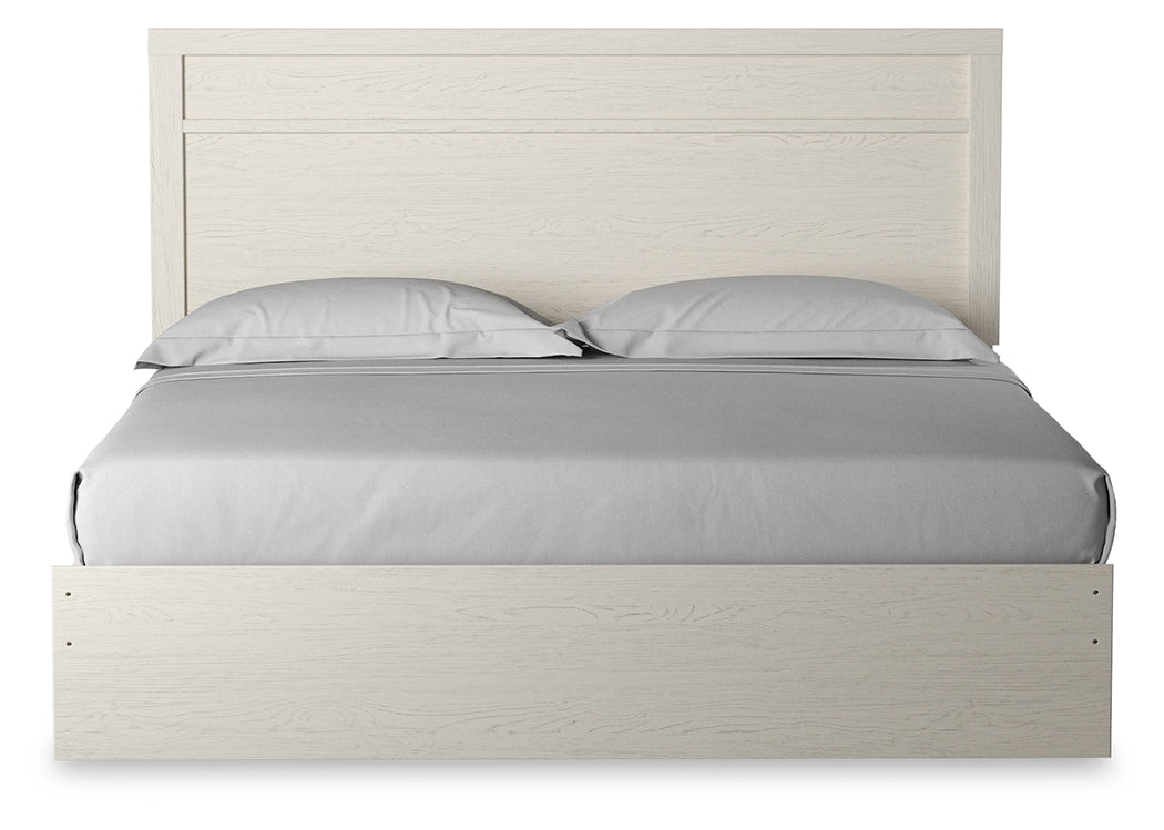Stelsie King Panel Bed with Dresser, Mirror and Nightstand (Bed Size: King)