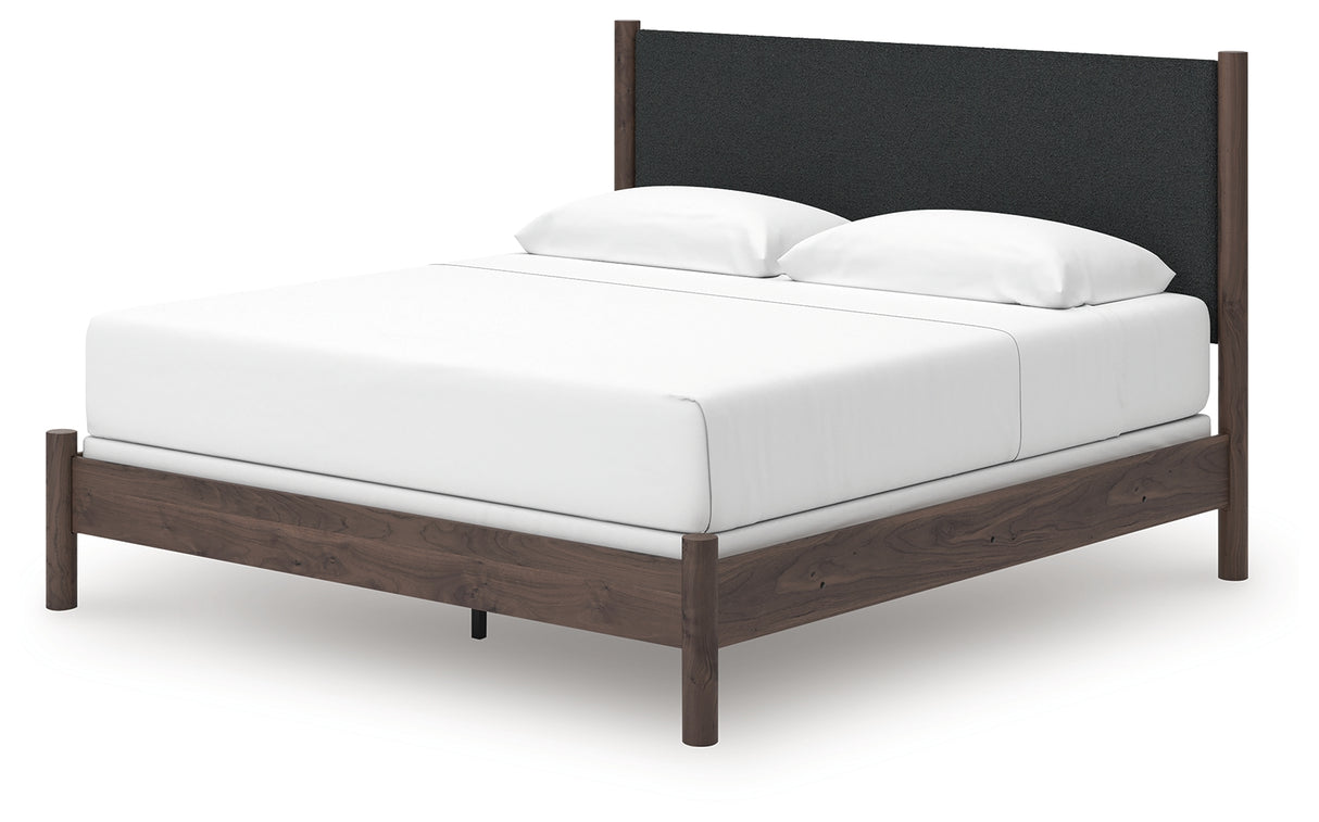 Pamytta Queen Upholstered Panel Bed (Bed Size: King)
