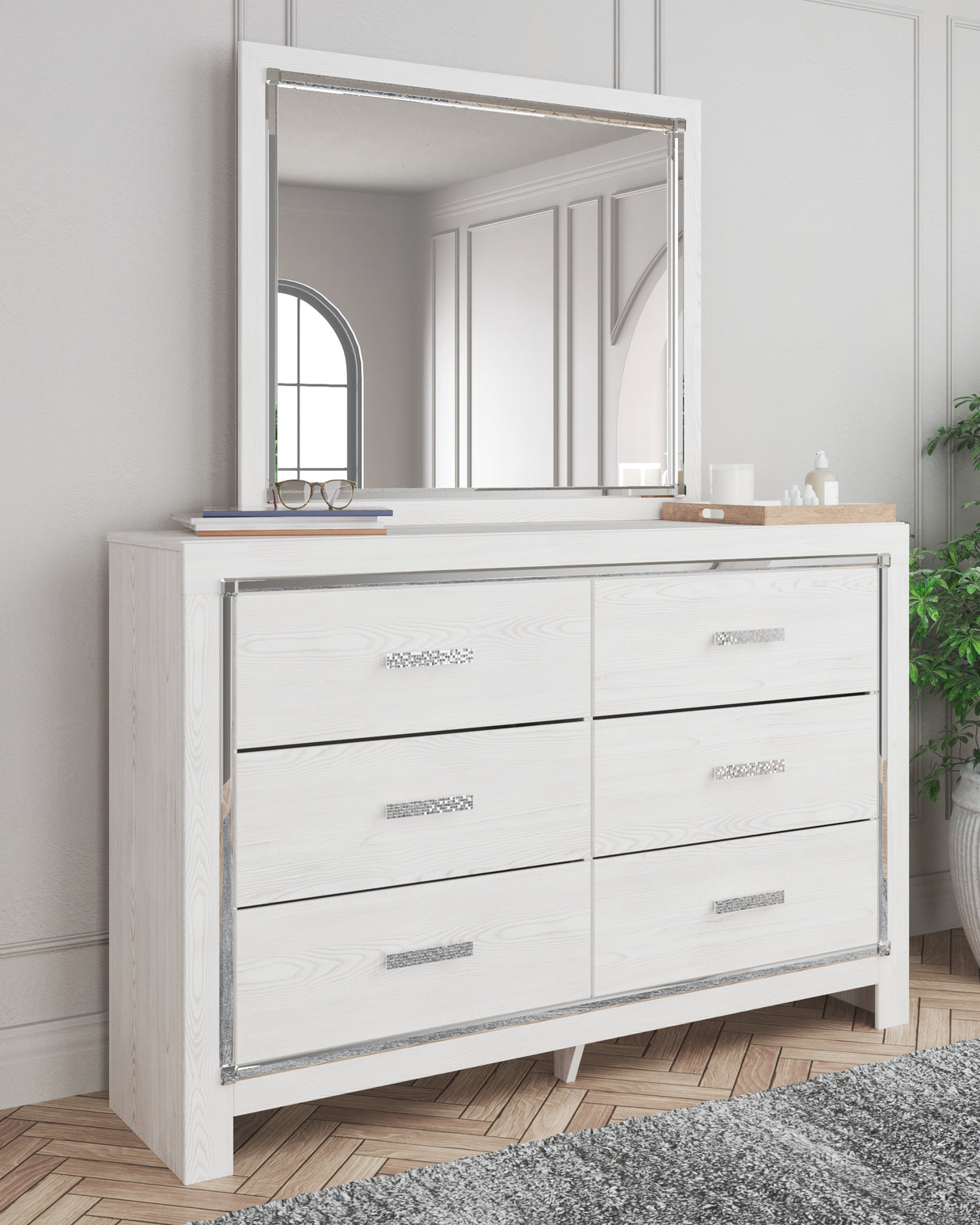 Altyra Full Panel Bed, Dresser, Mirror and Nightstand (Bed Size: Full)