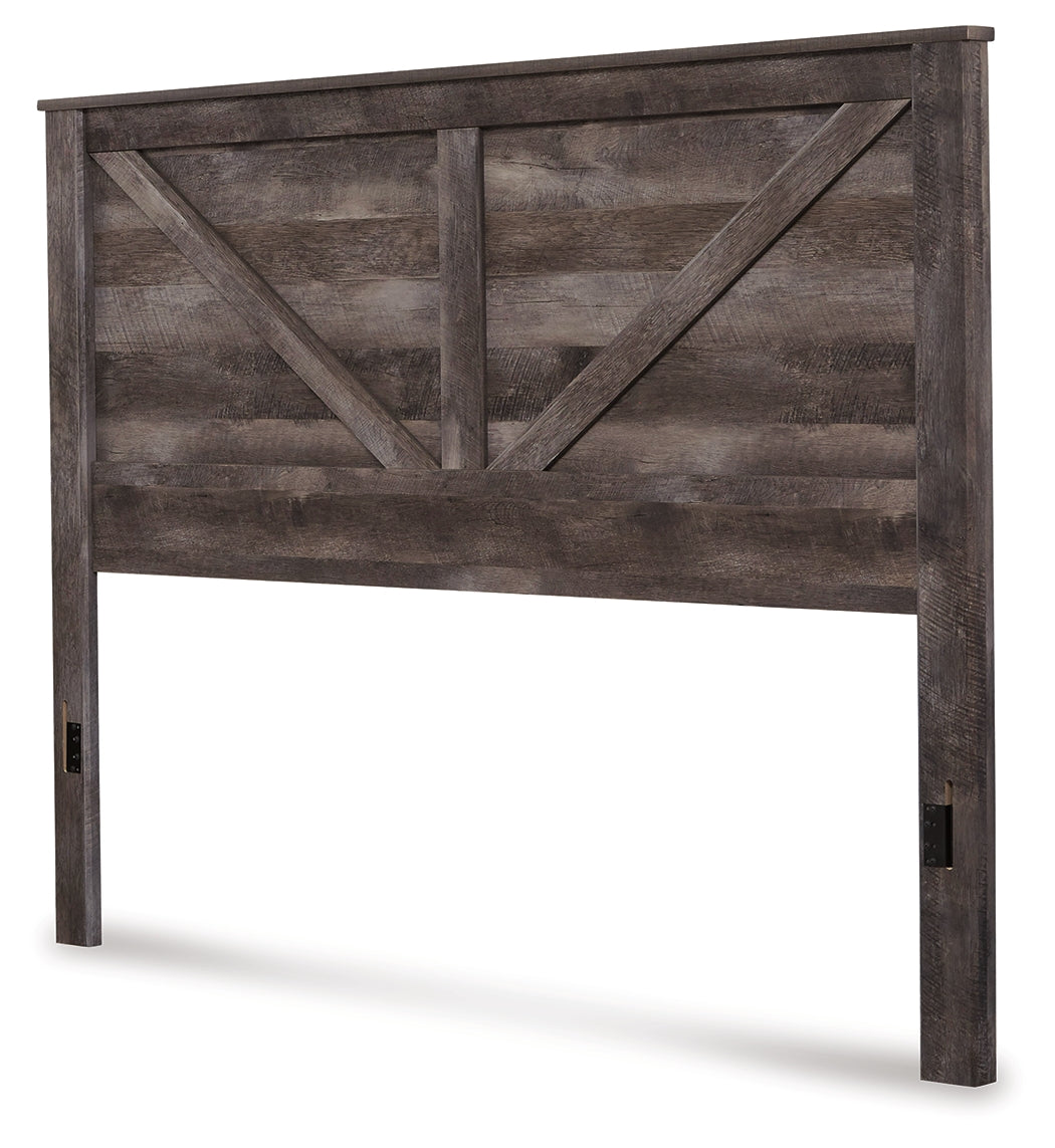 Wynnlow 7-Piece King Crossbuck Panel Bed with Mirrored Dresser, Chest and Nightstand (King Crossbuck Panel Footboard, King Crossbuck Panel Headboard, King Crossbuck/Poster Rails, Dresser, Bedroom Mirror, Chest of Drawers, Nightstand)