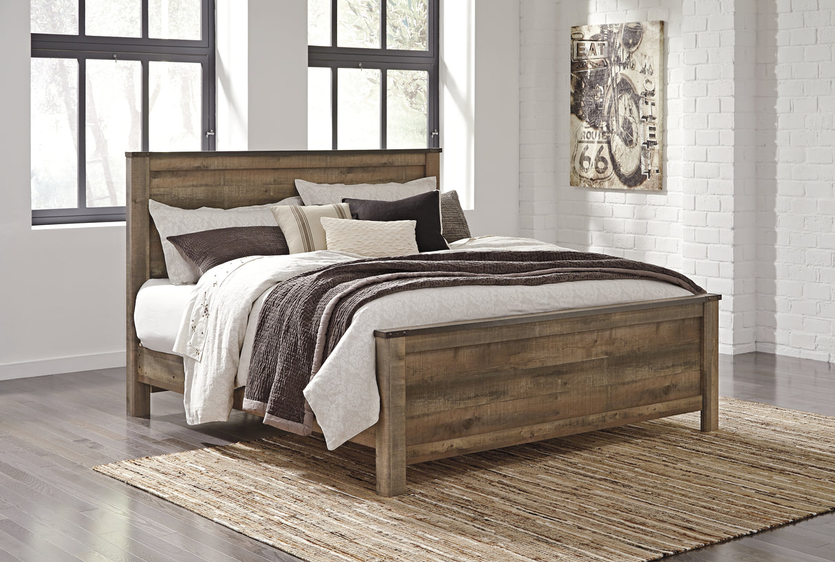 Trinell Queen Panel Bed (Bed Size: King)
