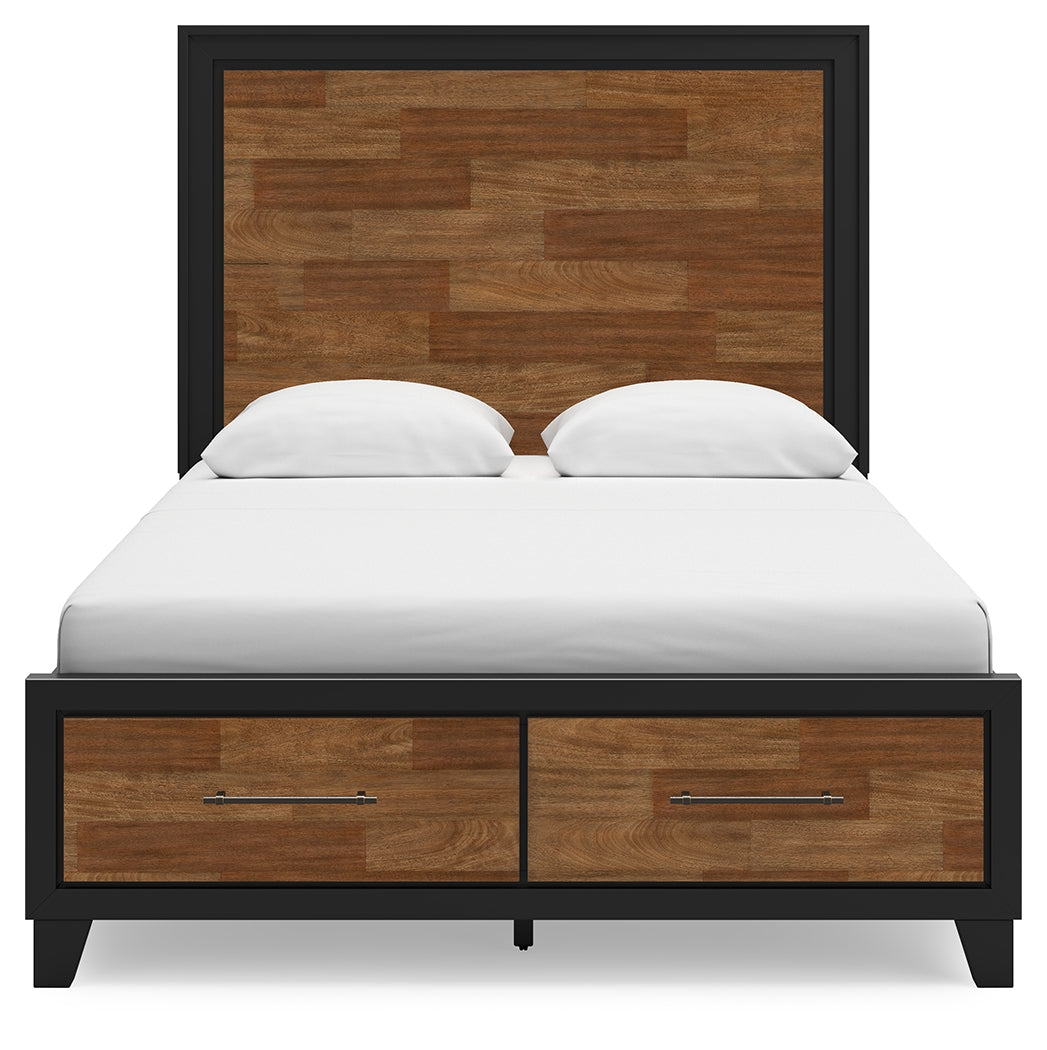 Kraeburn Queen Panel Storage Bed (Bed Size: Queen)