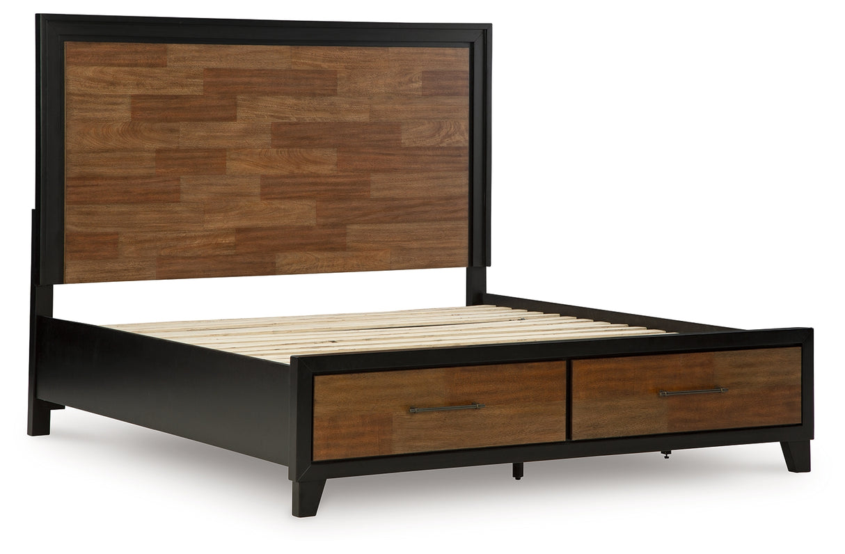 Kraeburn Queen Panel Storage Bed (Bed Size: King)