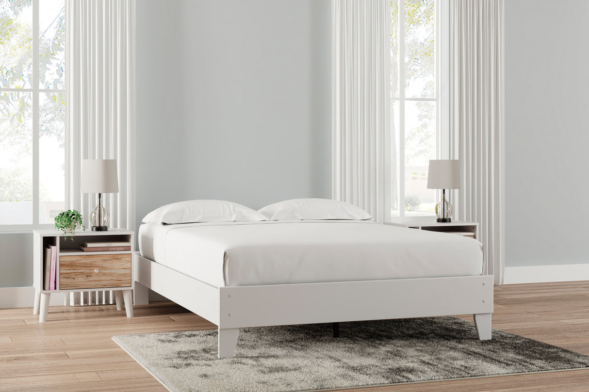Piperton Queen Platform Bed (Bed Size: Queen)