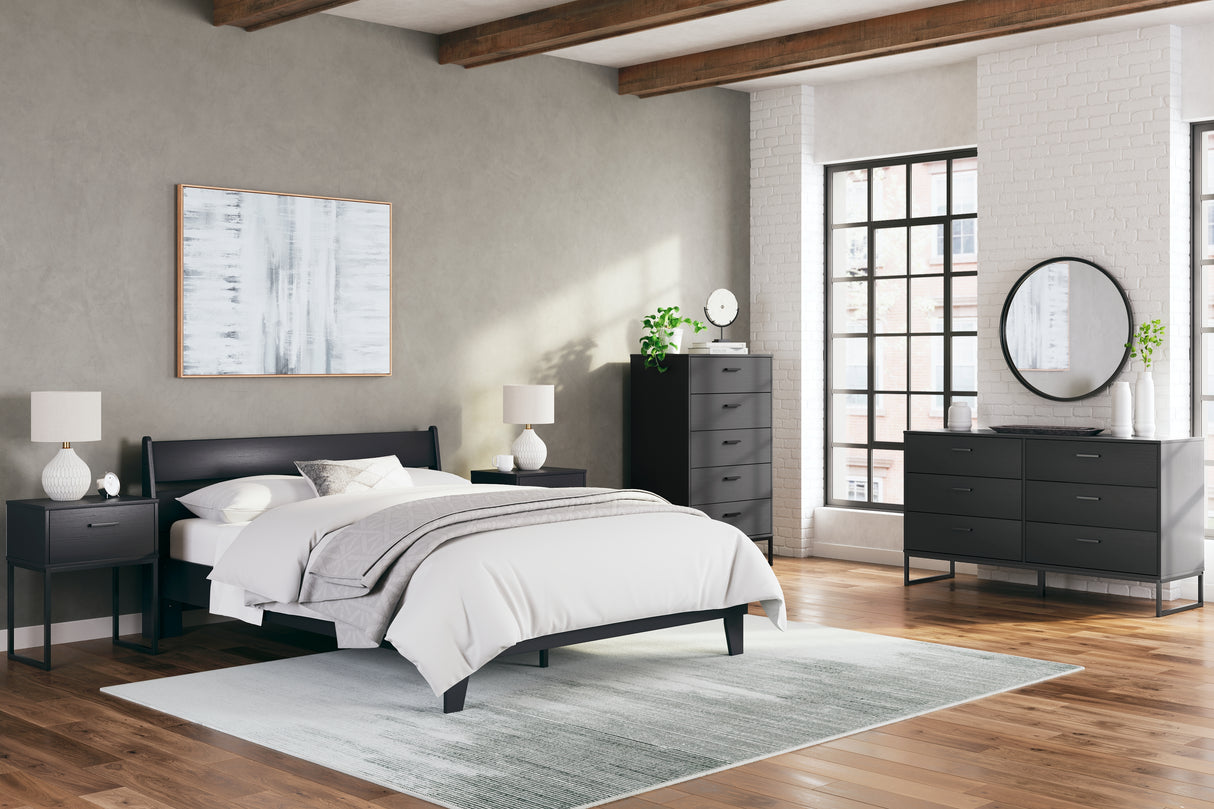 Socalle 4-Piece Queen Panel Platform Bed with Dresser and Chest (Queen Platform Bed, Queen Panel Headboard, Dresser, Chest of Drawers)