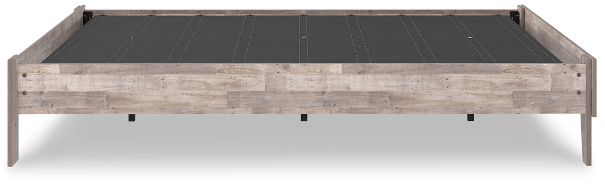 Neilsville 3-Piece Queen Platform Bed with Dresser and Chest (Queen Platform Bed, Dresser, Chest of Drawers)