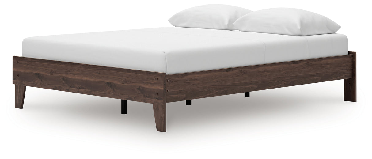 Calverson Queen Platform Bed (Bed Size: Queen)