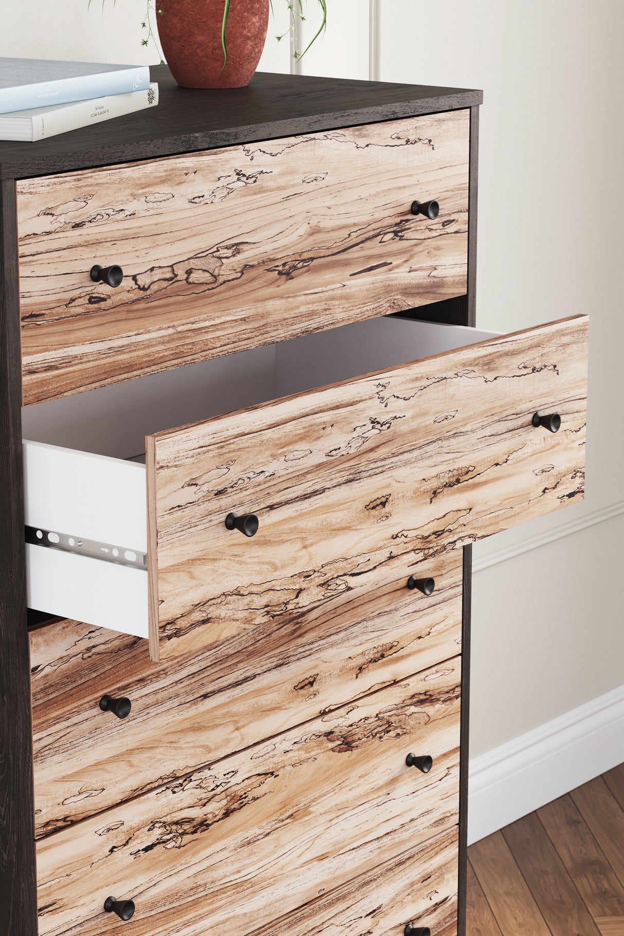 Piperton Chest of Drawers (Variation Color: Two-tone Brown/Charcoal)