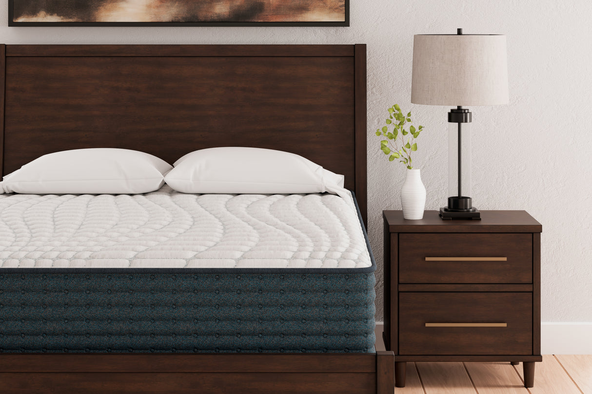 Hybrid 1200 Queen Mattress (Bed Size: King)