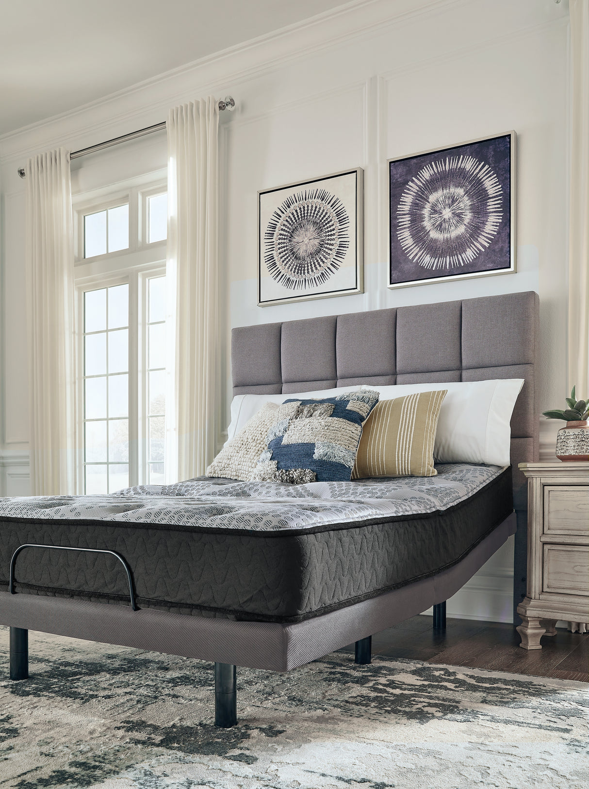 Comfort Plus Queen Mattress (Bed Size: King)