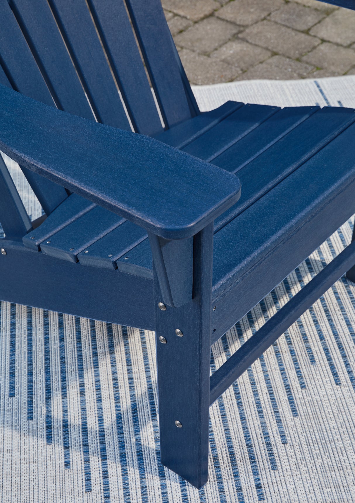 Sundown Treasure Adirondack Chair (Color: Blue)