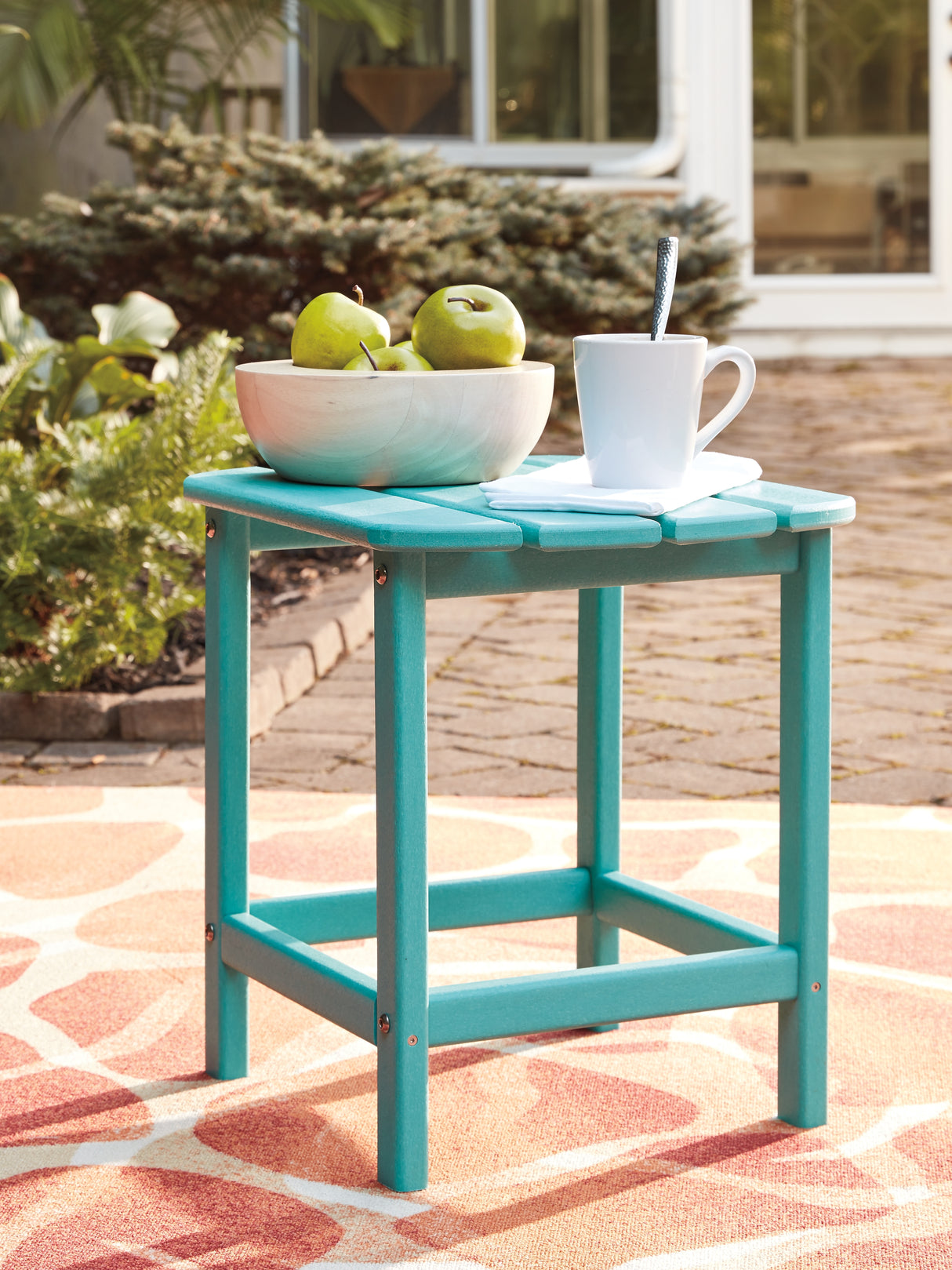Sundown Treasure End Table (Color: Turquoise)