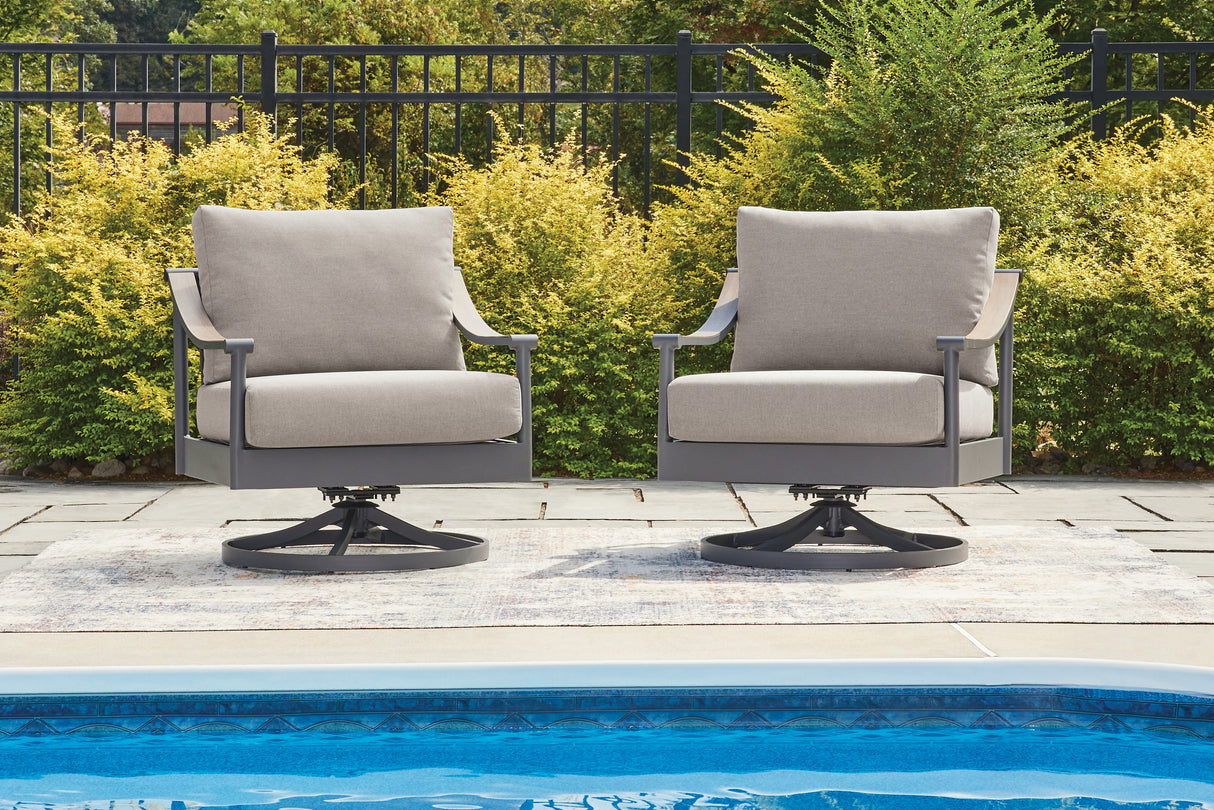Ocean Beach Outdoor Swivel Lounge with Cushion