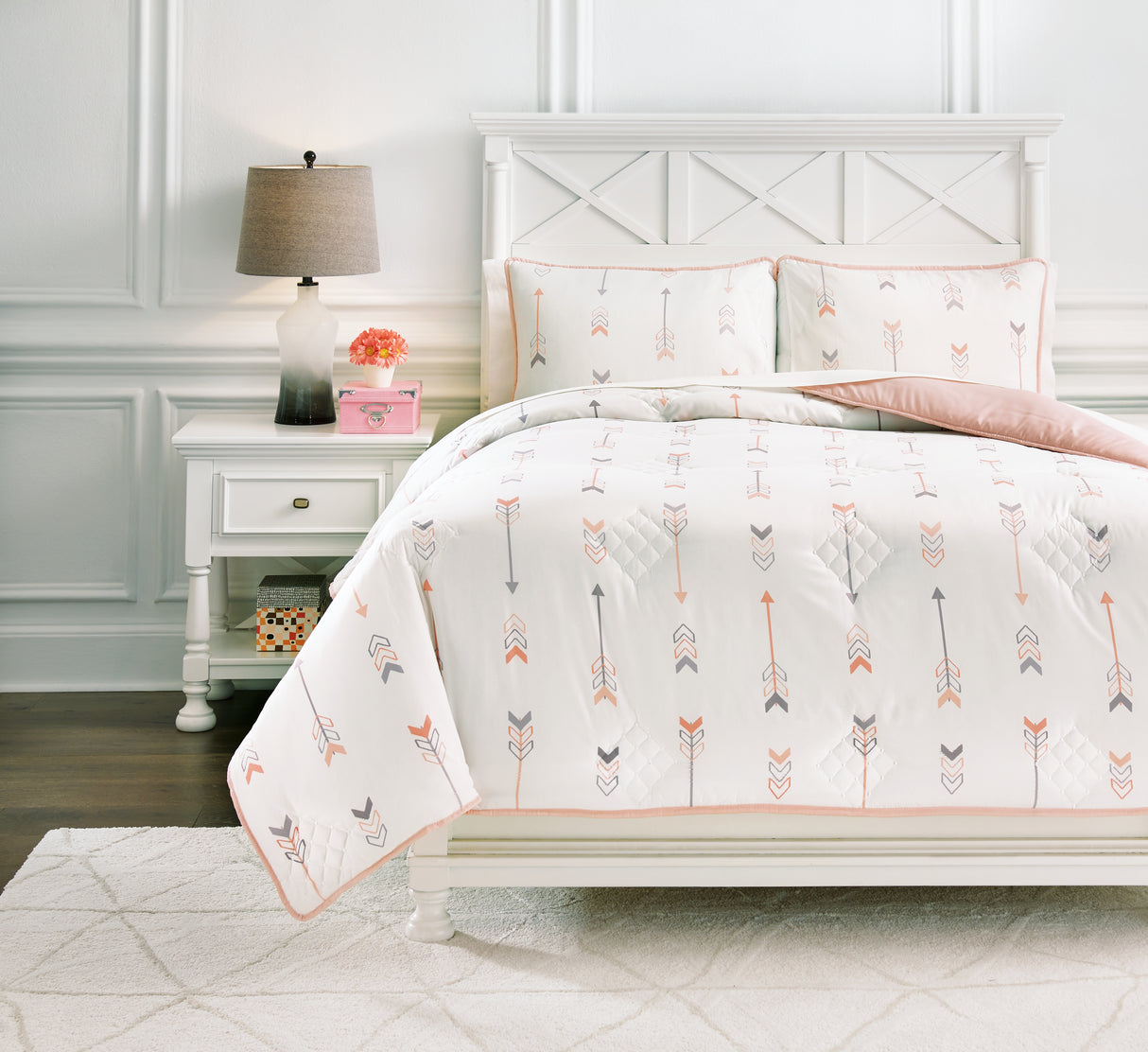 Lexann Full Comforter Set (Variation Bed Size: Full)